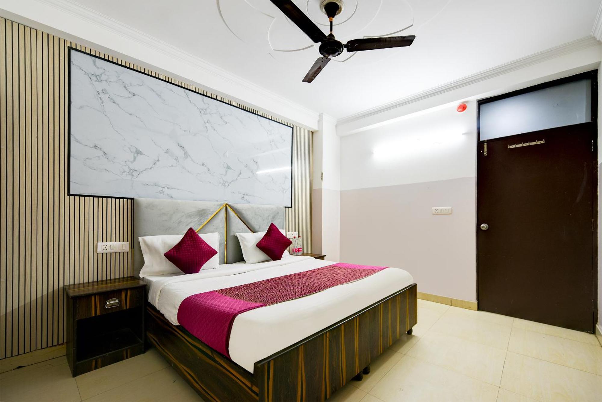 ניו דלהי Hotel Galaxy Near Delhi Airport מראה חיצוני תמונה