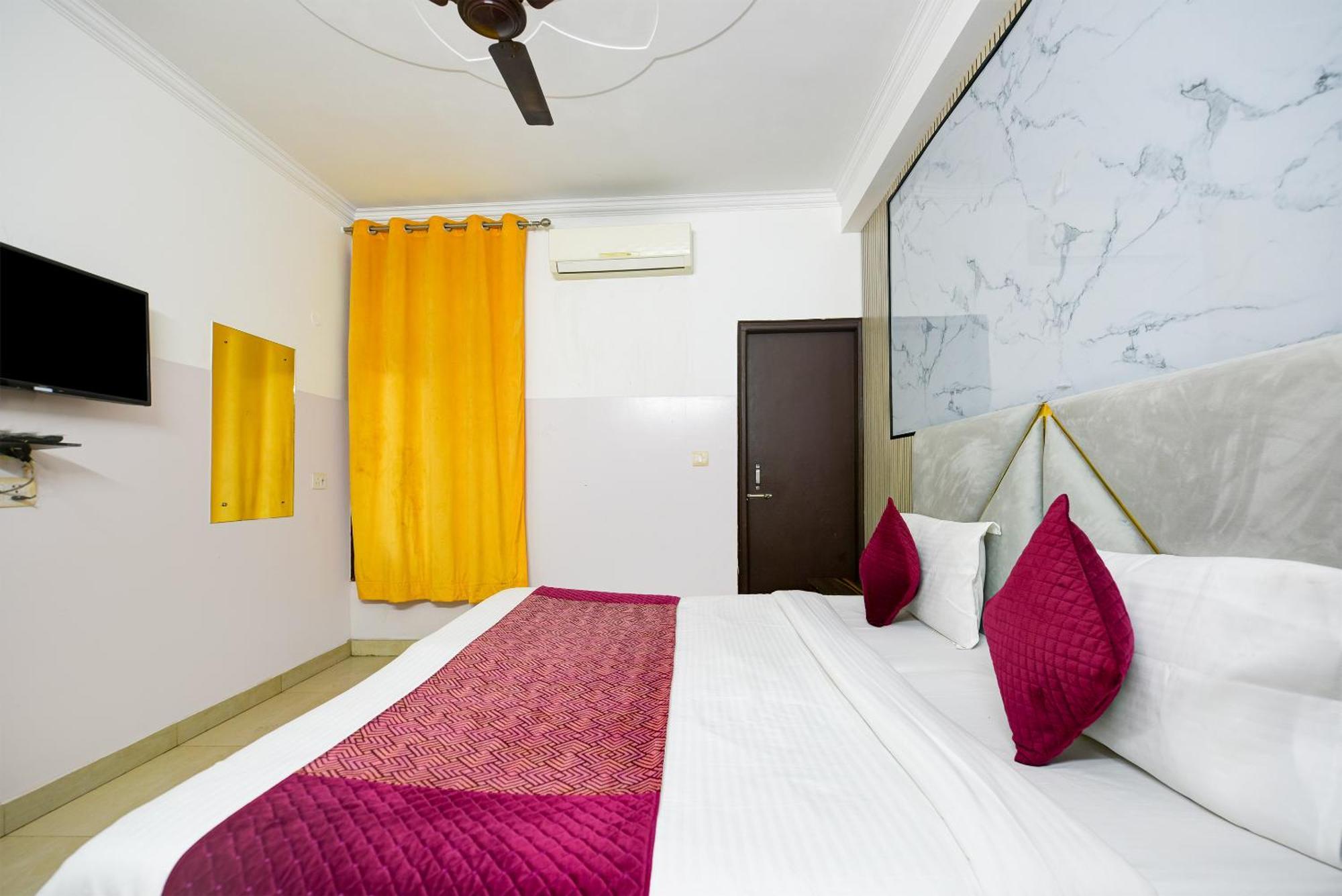 ניו דלהי Hotel Galaxy Near Delhi Airport מראה חיצוני תמונה