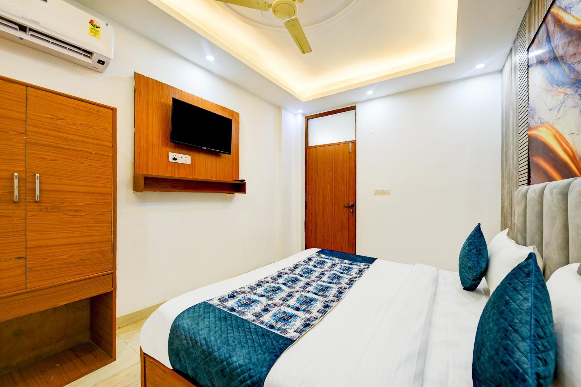 ניו דלהי Hotel Galaxy Near Delhi Airport מראה חיצוני תמונה