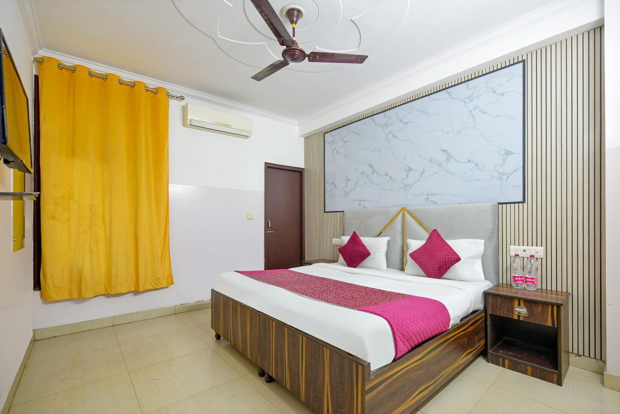 ניו דלהי Hotel Galaxy Near Delhi Airport מראה חיצוני תמונה