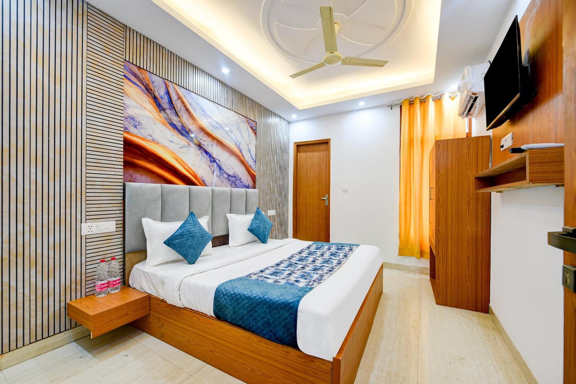 ניו דלהי Hotel Galaxy Near Delhi Airport מראה חיצוני תמונה